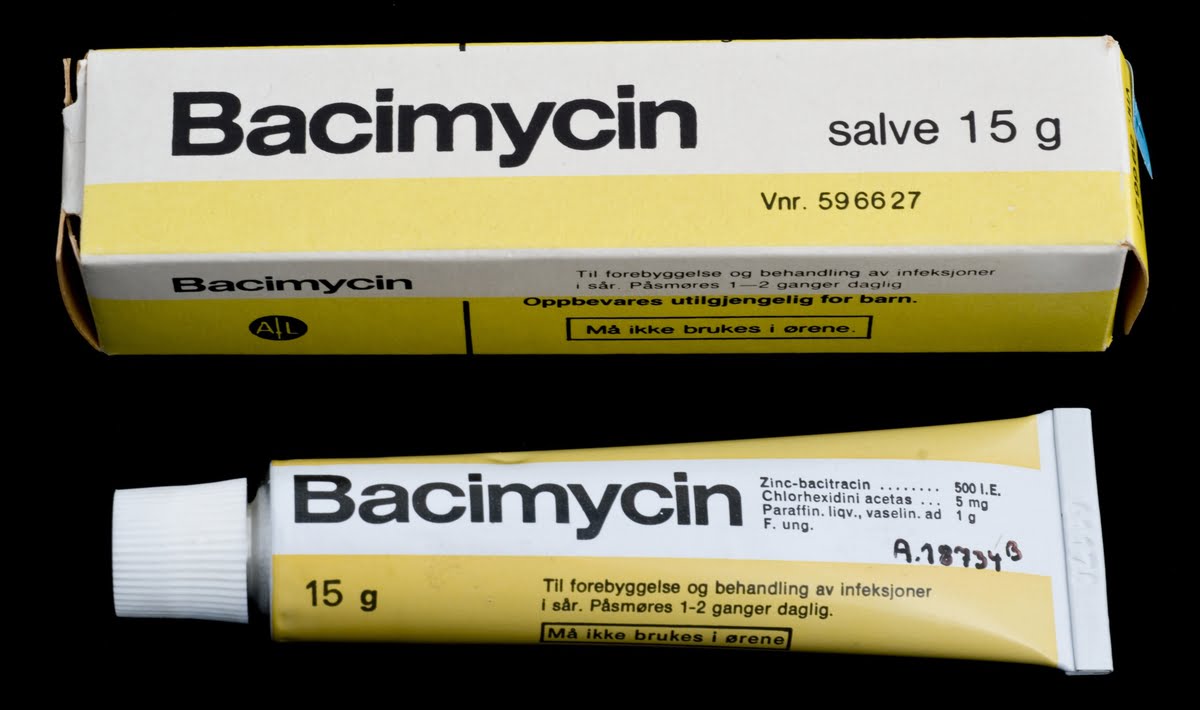 Bacimycin salve